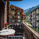Apartament Haus Zer Weidu Zermatt